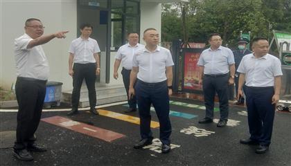 遂寧興業(yè)集團召開“問題大排查、作風大整治、工作大提升”專項行動現(xiàn)場推進會
